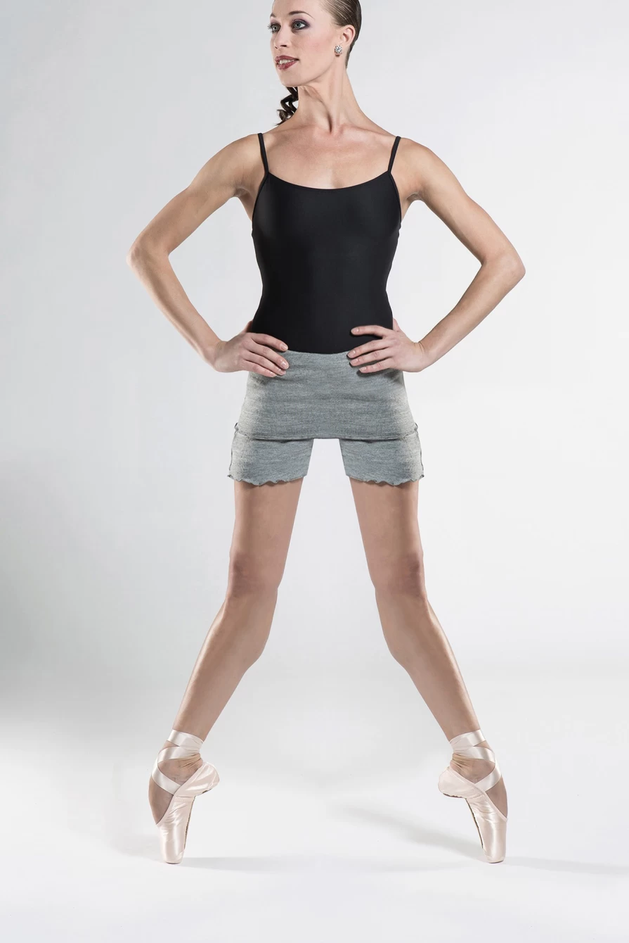 Wear Moi Women's Knitted Jazz Dance Shorts - Tiara Style for Comfort & Performance